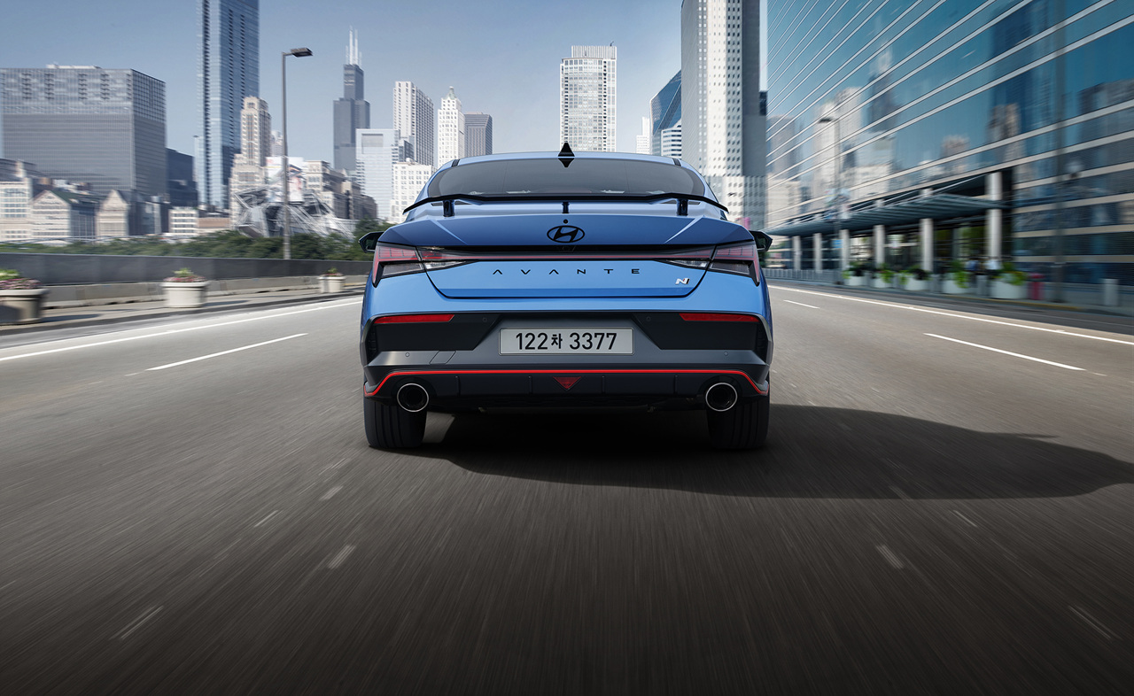 아반떼 N 이미지