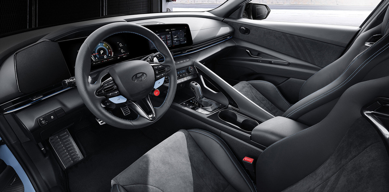 아반떼 N 이미지