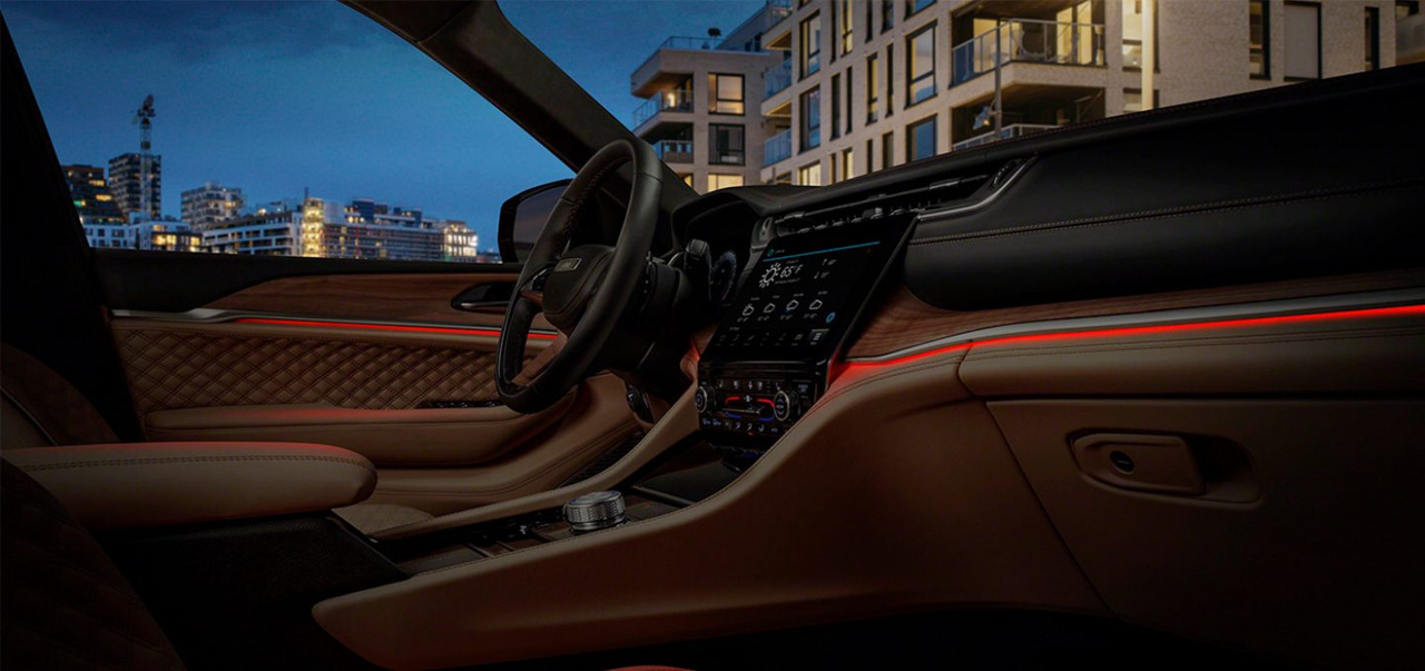 그랜드 체로키 이미지