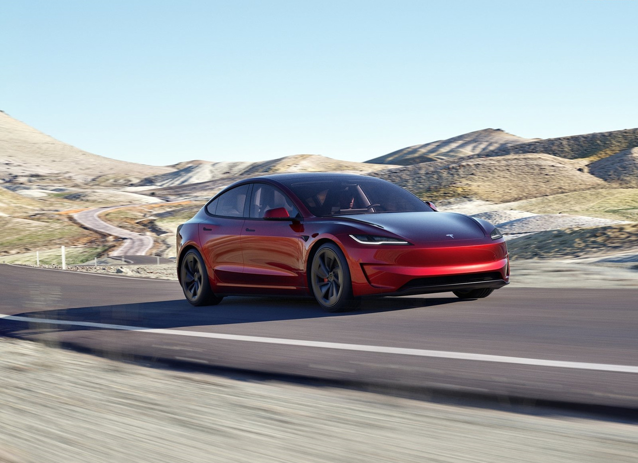 모델 3 이미지