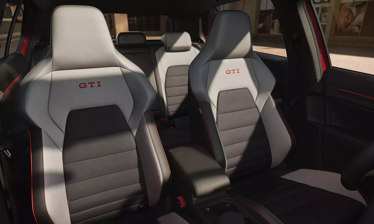 골프 GTI 이미지