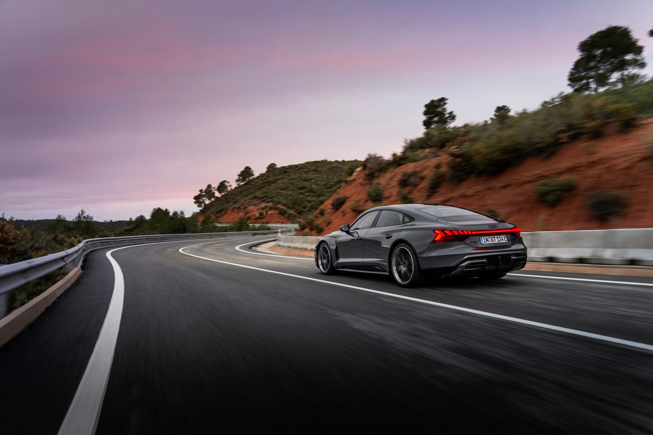 RS e-tron GT 이미지