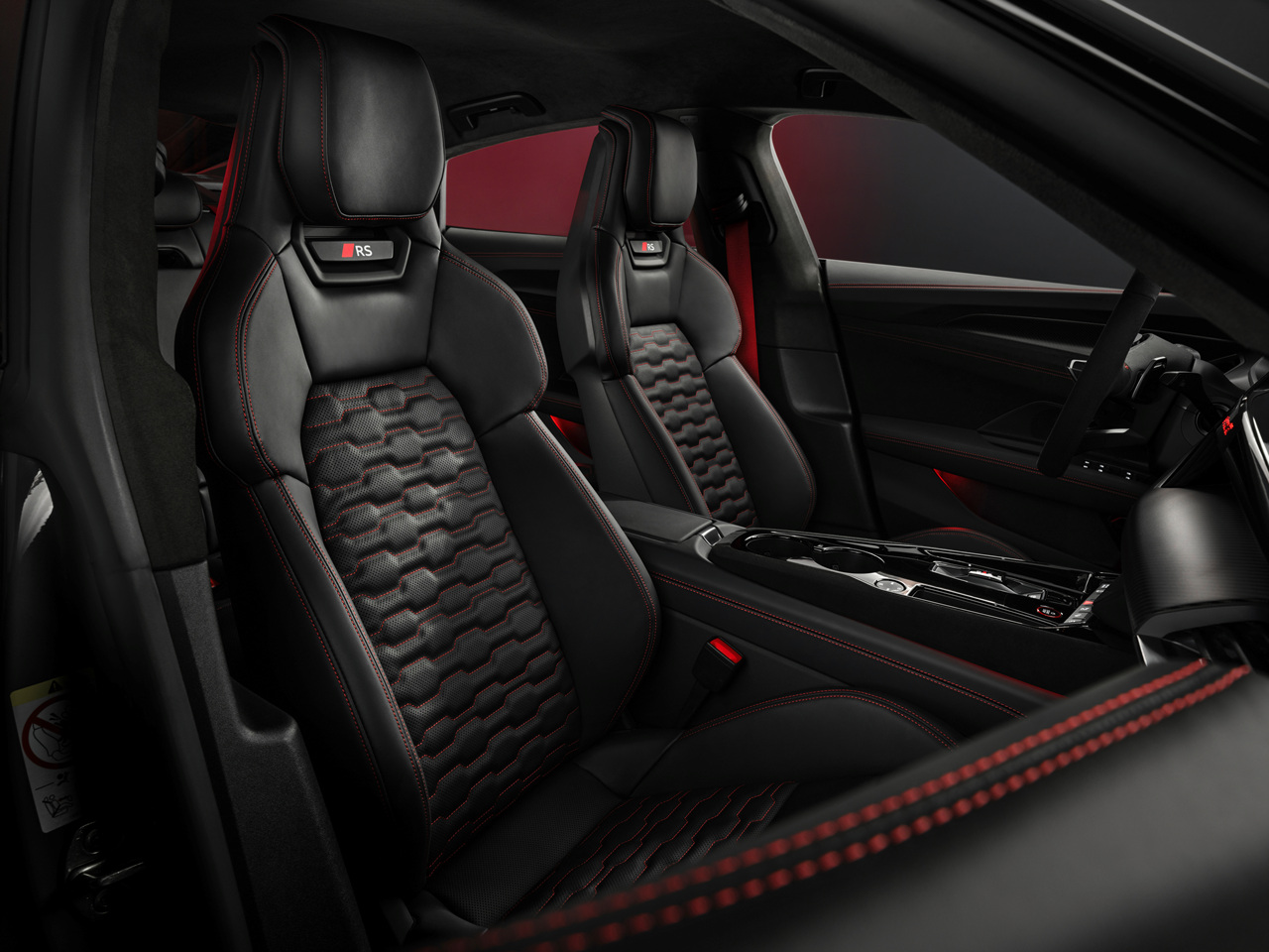 RS e-tron GT 이미지