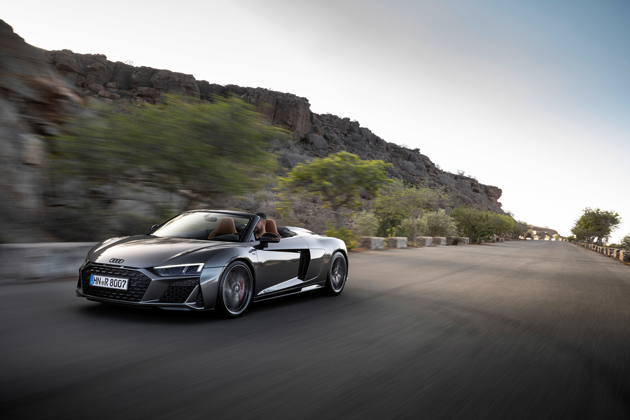 R8 스파이더 이미지