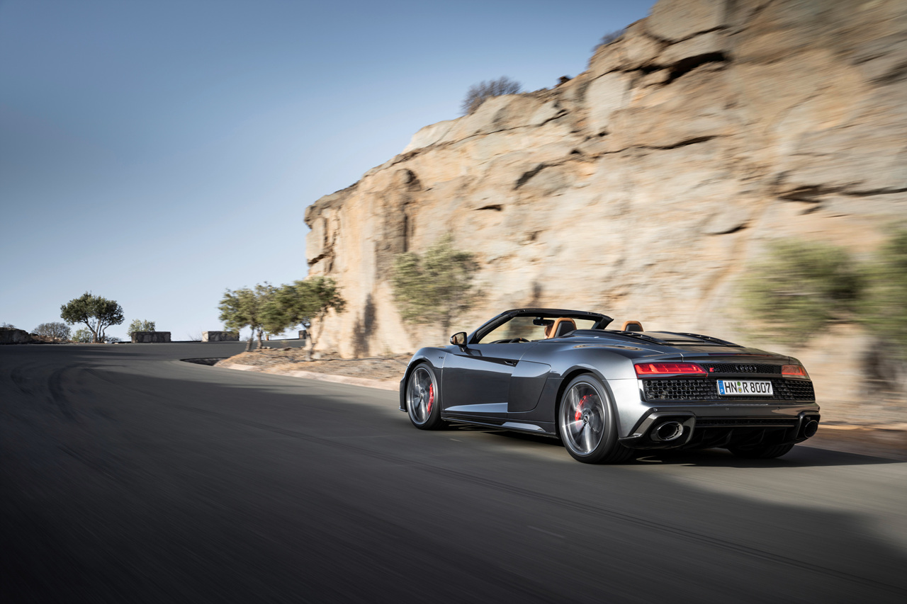 R8 스파이더 이미지