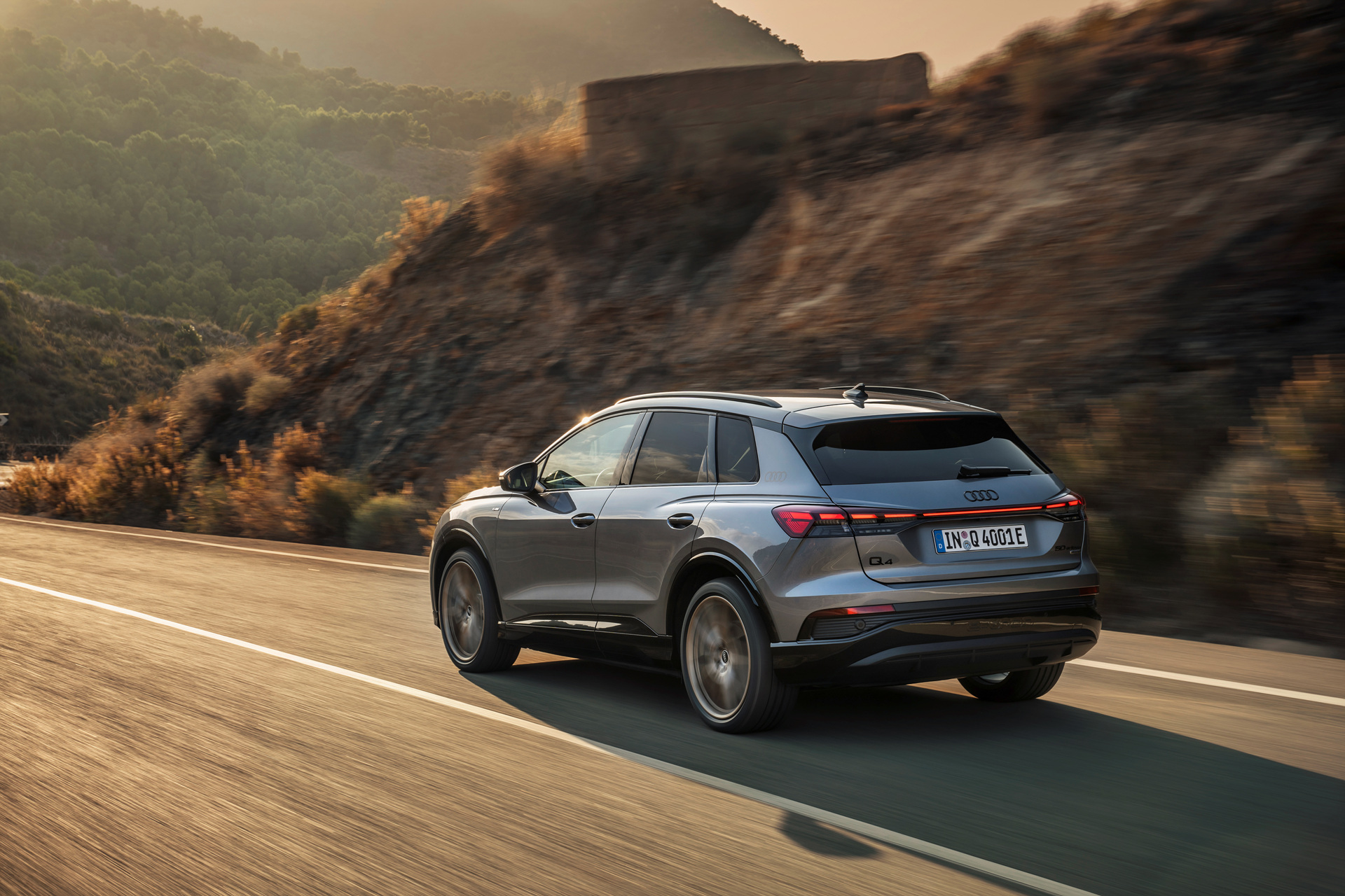 Q4 e-트론 이미지