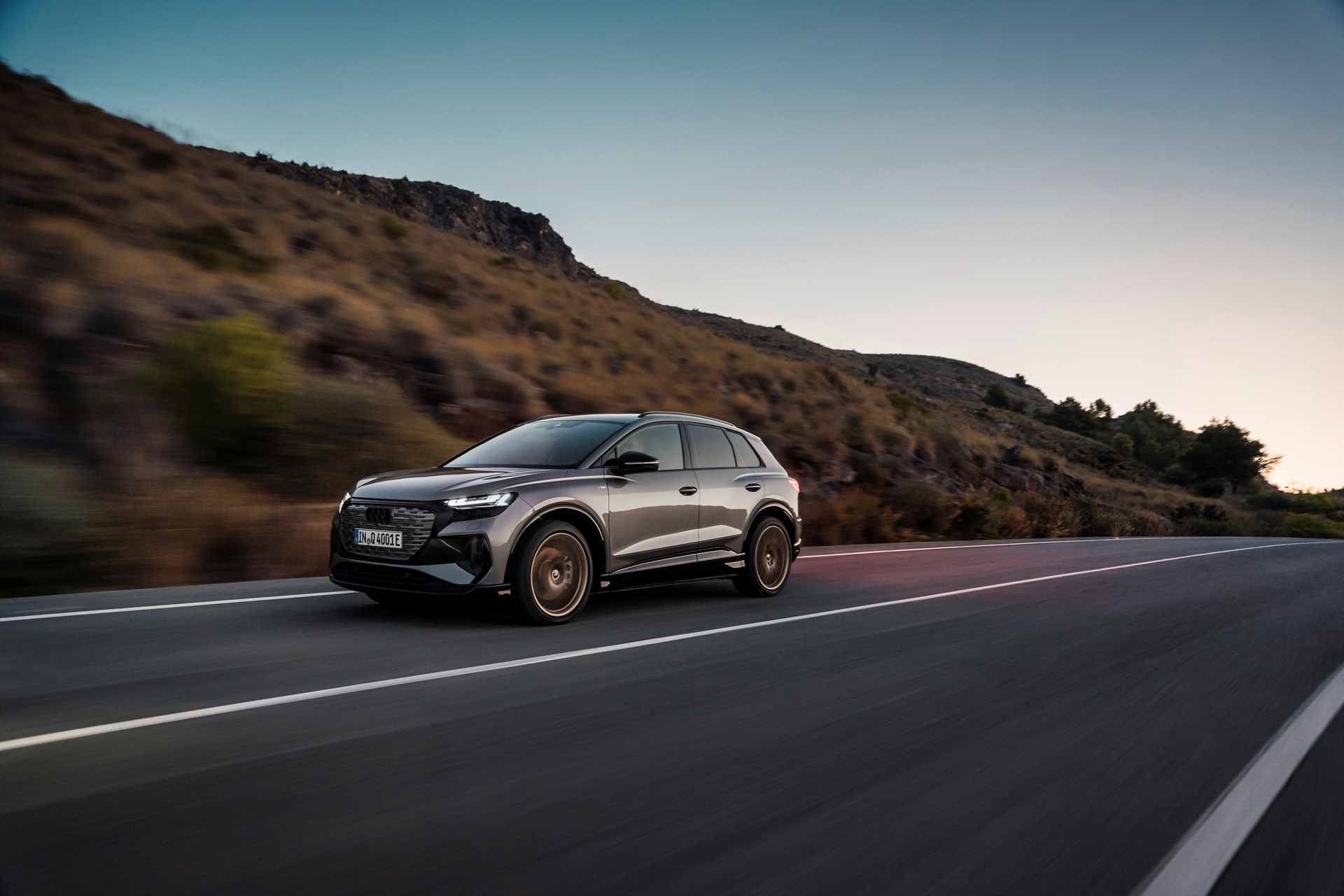 Q4 e-트론 이미지