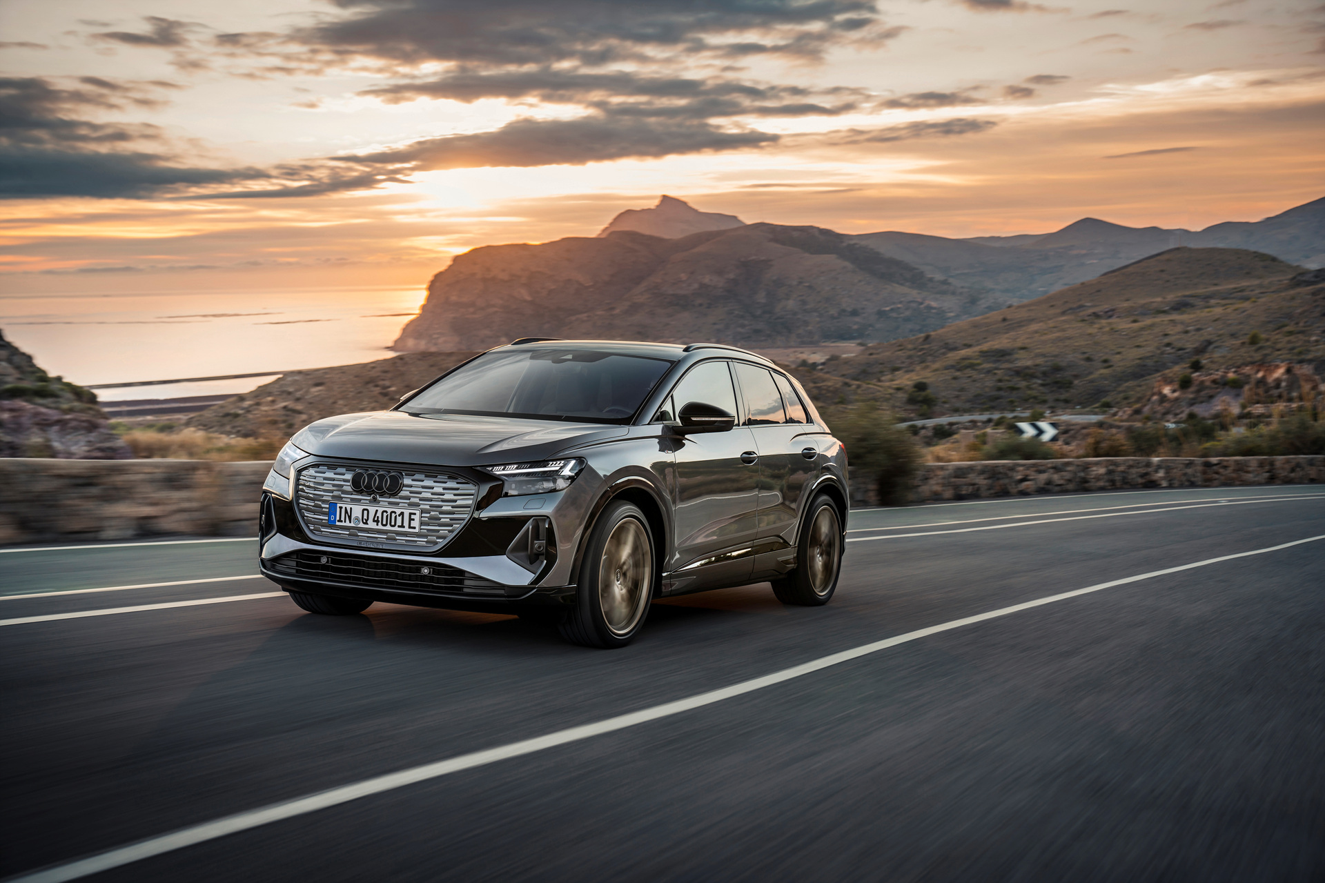 Q4 e-트론 이미지