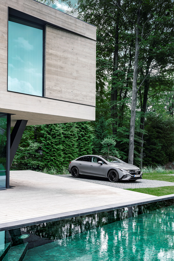 EQE350 4MATIC 이미지