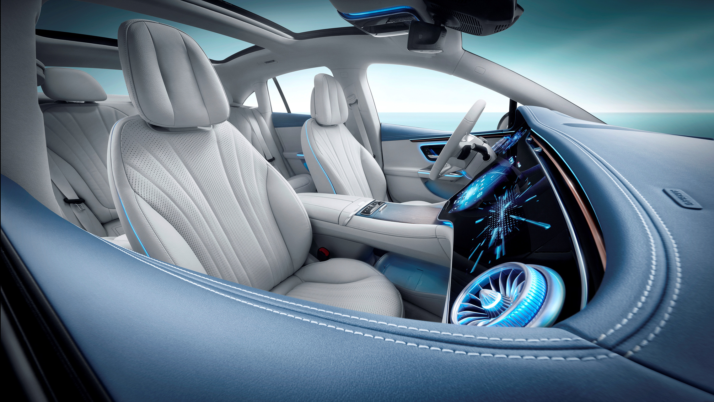 EQE350 4MATIC 이미지