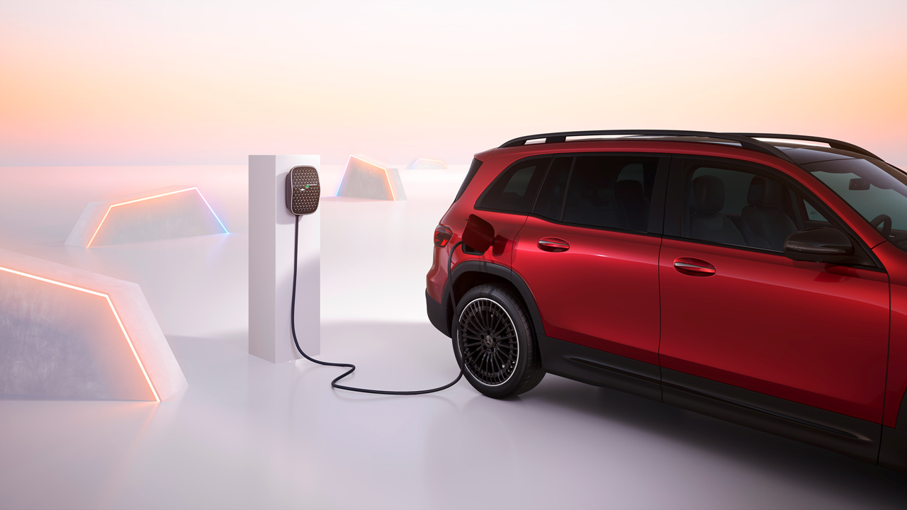 EQB300 4MATIC 이미지