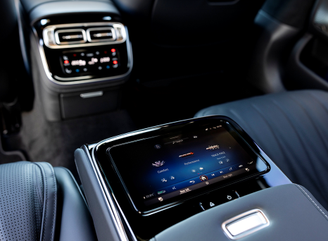 AMG S63 E 퍼포먼스 이미지