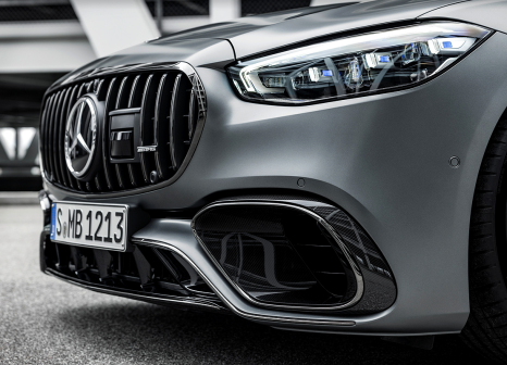 AMG S63 E 퍼포먼스 이미지