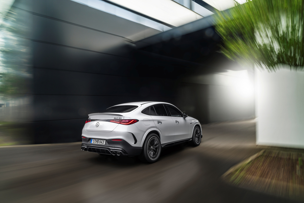 AMG GLC43 쿠페 이미지