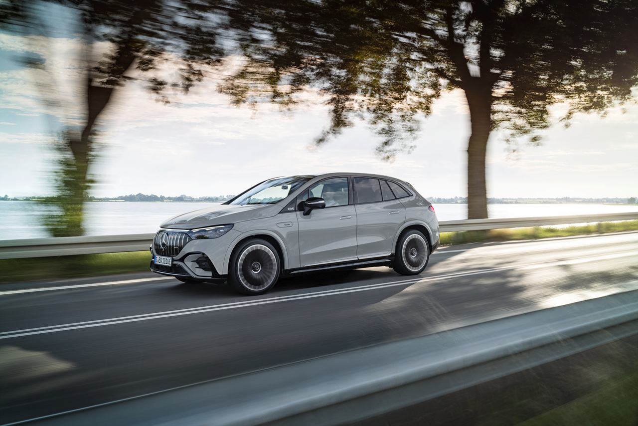 AMG EQE53 SUV 이미지