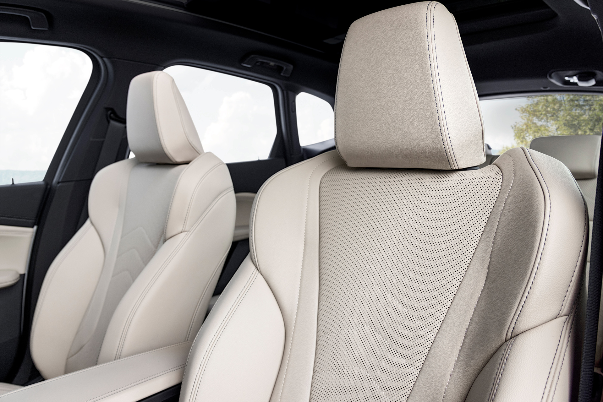 2시리즈 액티브 투어러 218d 이미지