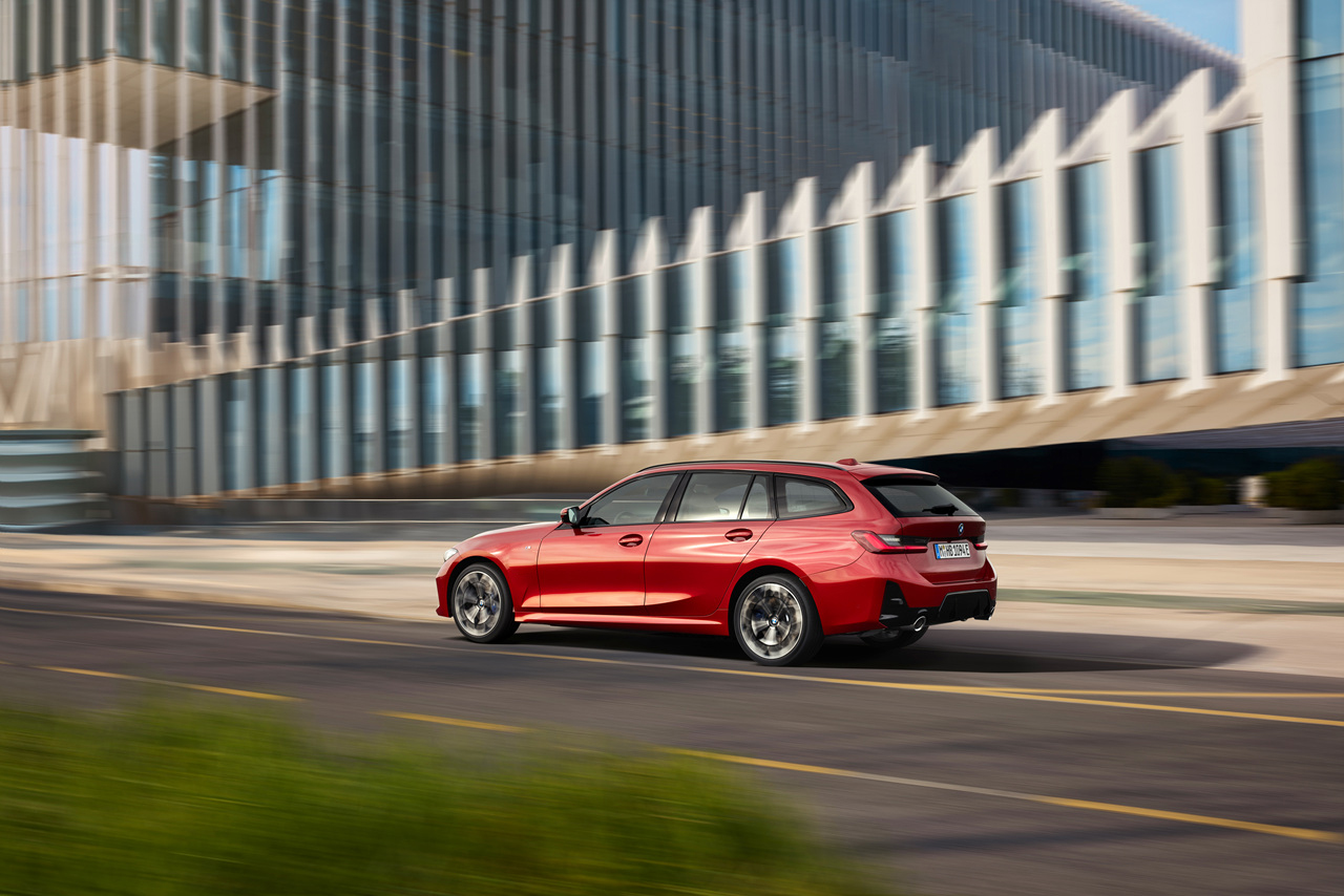 3시리즈 투어링 320d 이미지