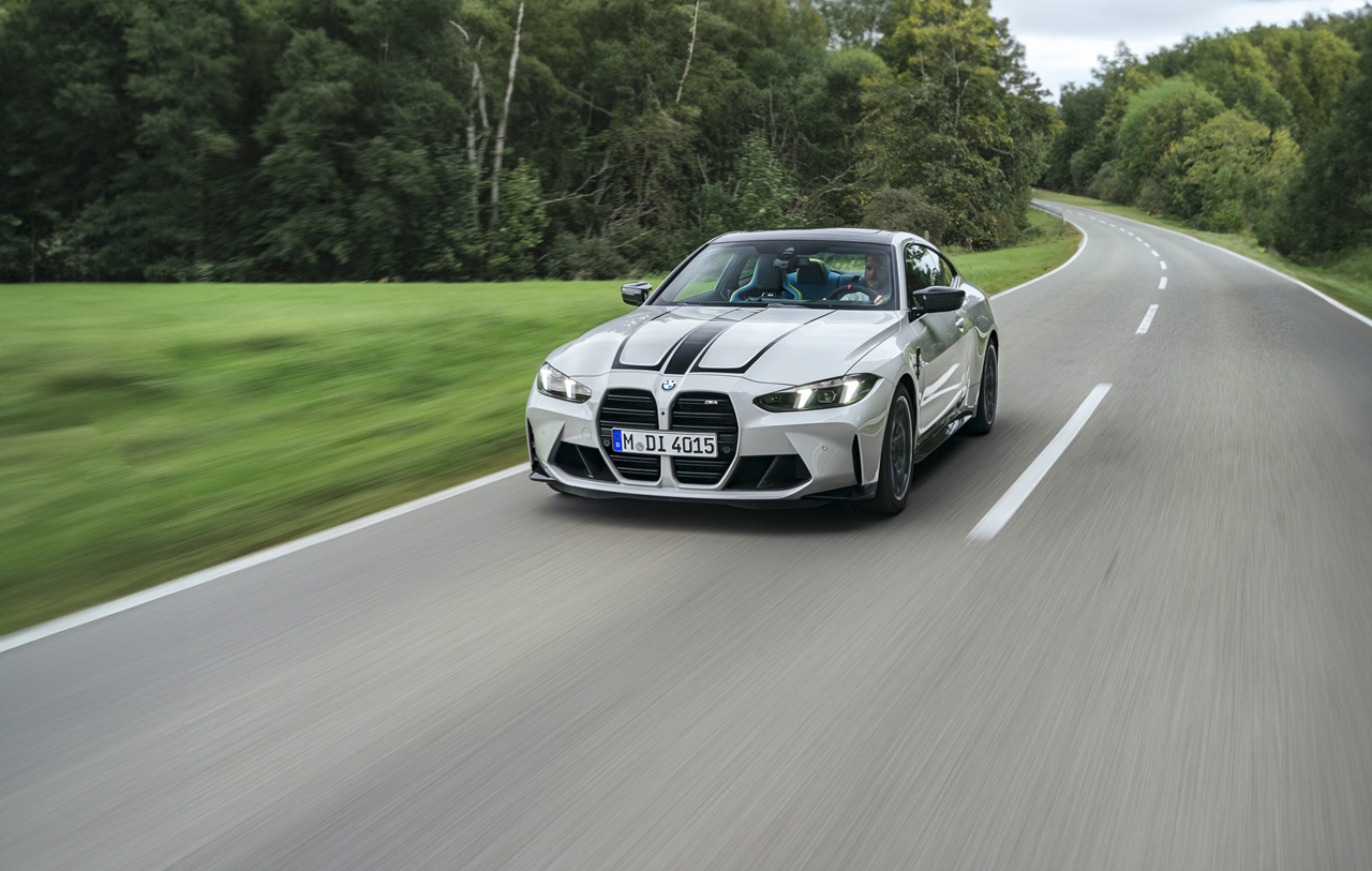M4 xDrive 이미지