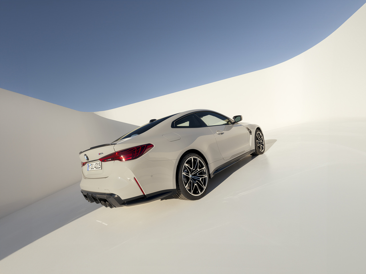 M4 xDrive 이미지