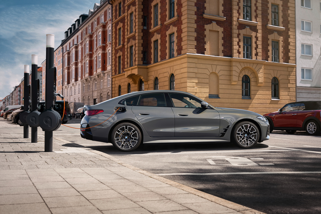 i4 eDrive40 그란쿠페 이미지