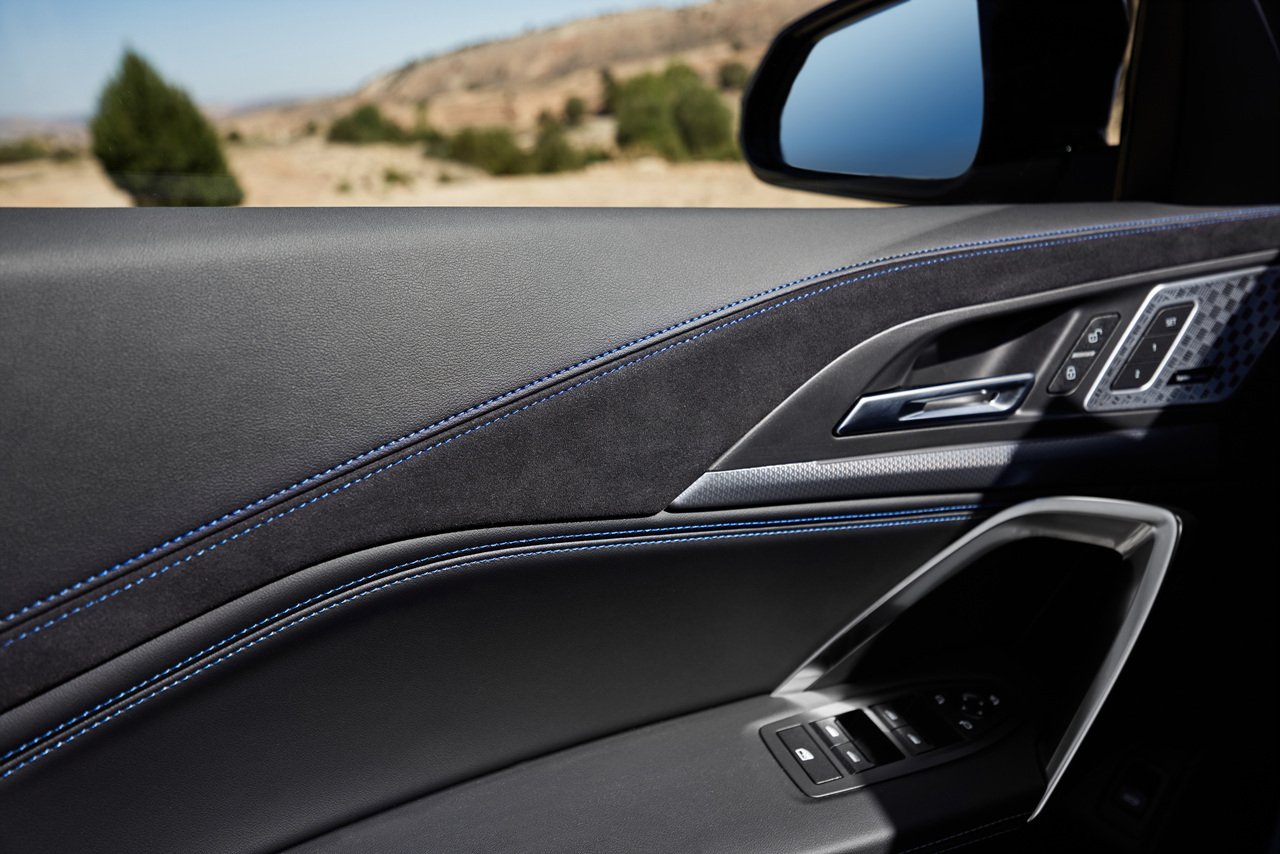 X2 xDrive20i 이미지