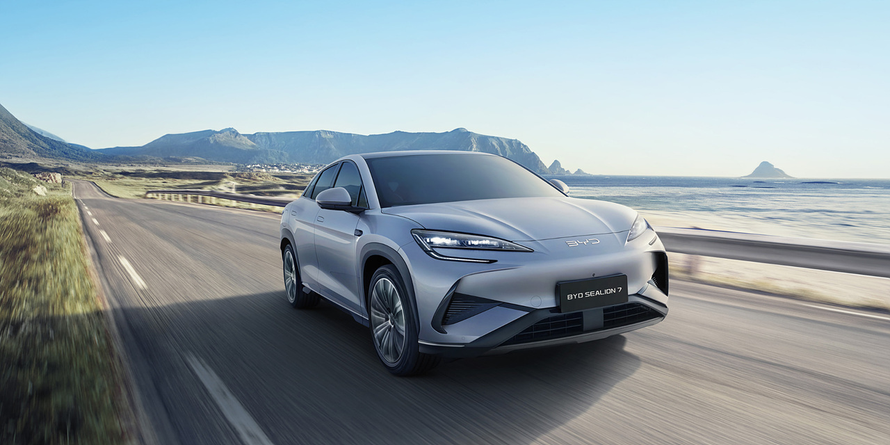 BYD 씨라이언 7 이미지