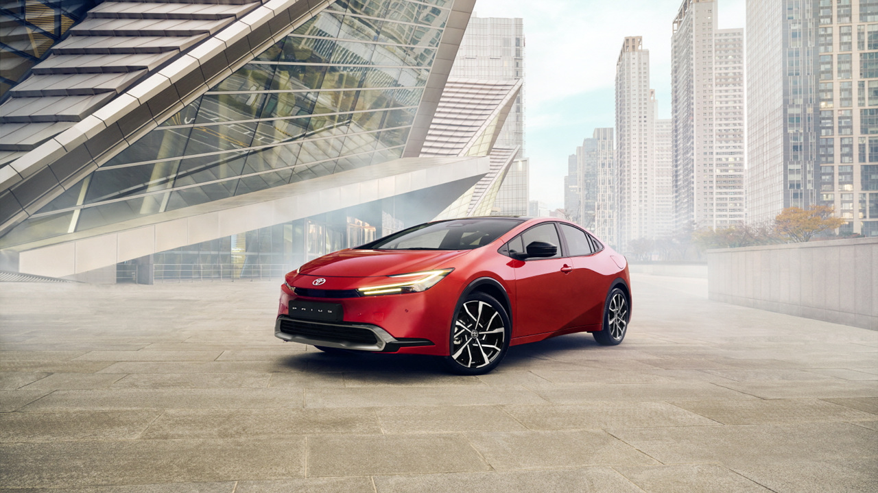 프리우스 플러그인 하이브리드 이미지