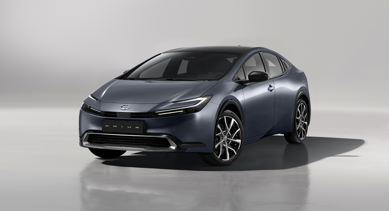 프리우스 플러그인 하이브리드 이미지