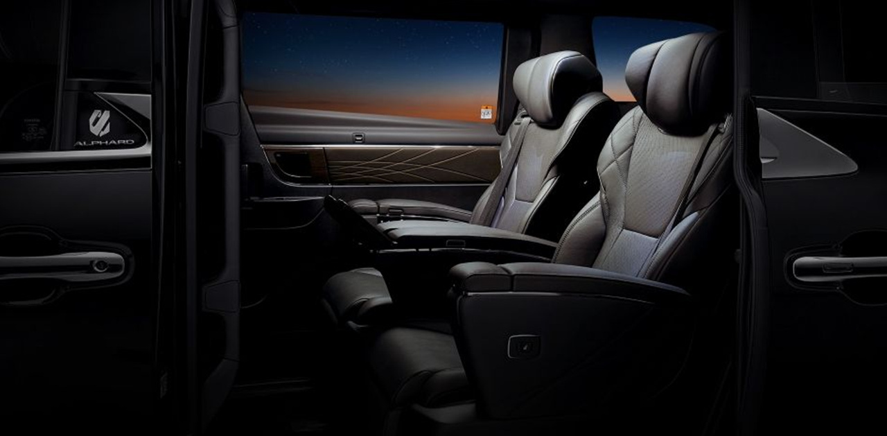 알파드 하이브리드 이미지