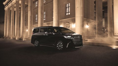 도요타 알파드 하이브리드