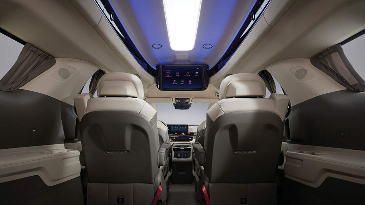 카니발 하이리무진 이미지