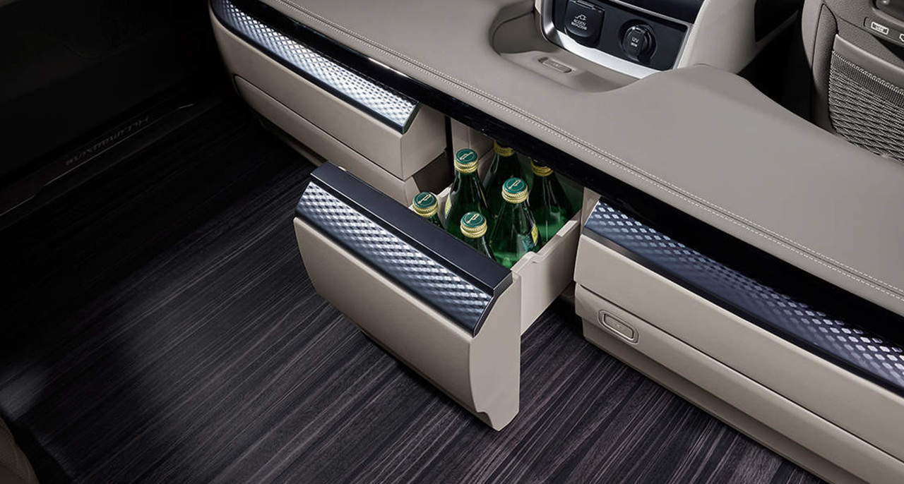 카니발 하이리무진 이미지