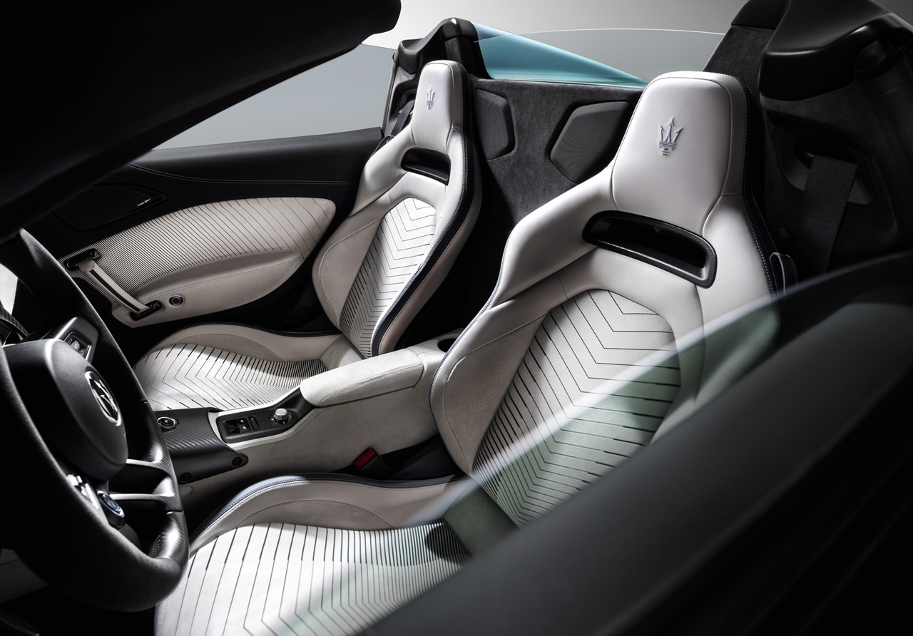 MC20 첼로 이미지