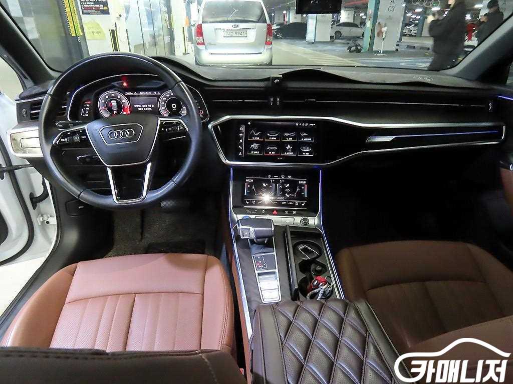 아우디 A6 (C8) 45 TFSI 프리미엄 썸네일 10