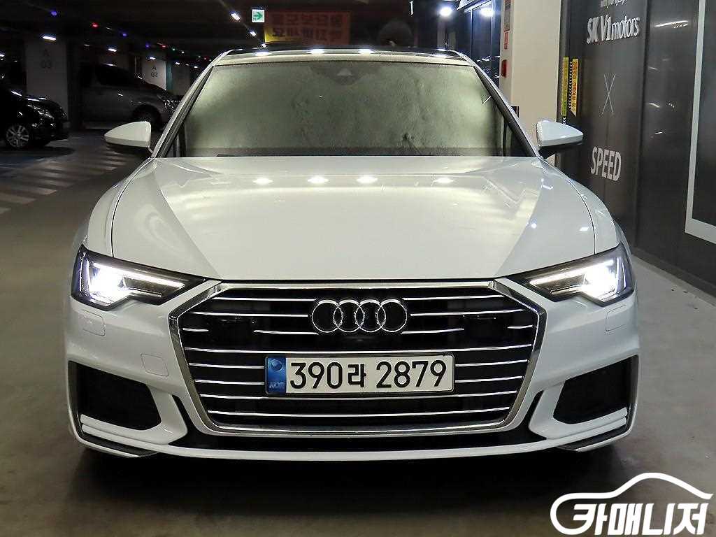 아우디 A6 (C8) 45 TFSI 프리미엄 썸네일 2