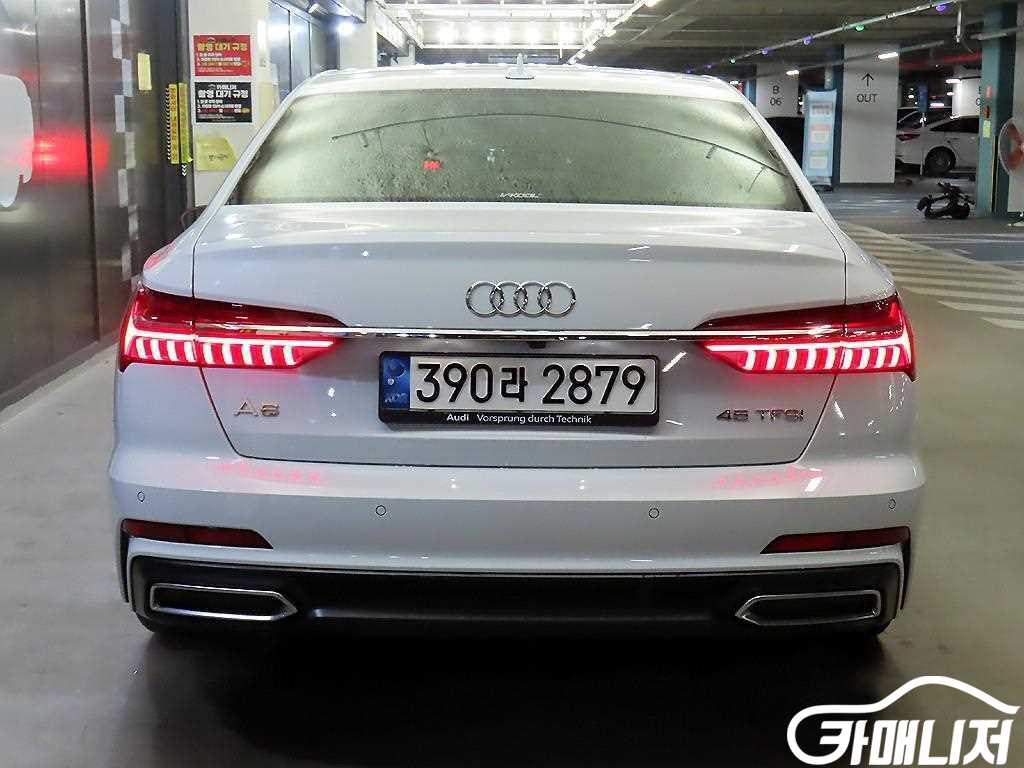 아우디 A6 (C8) 45 TFSI 프리미엄 썸네일 5
