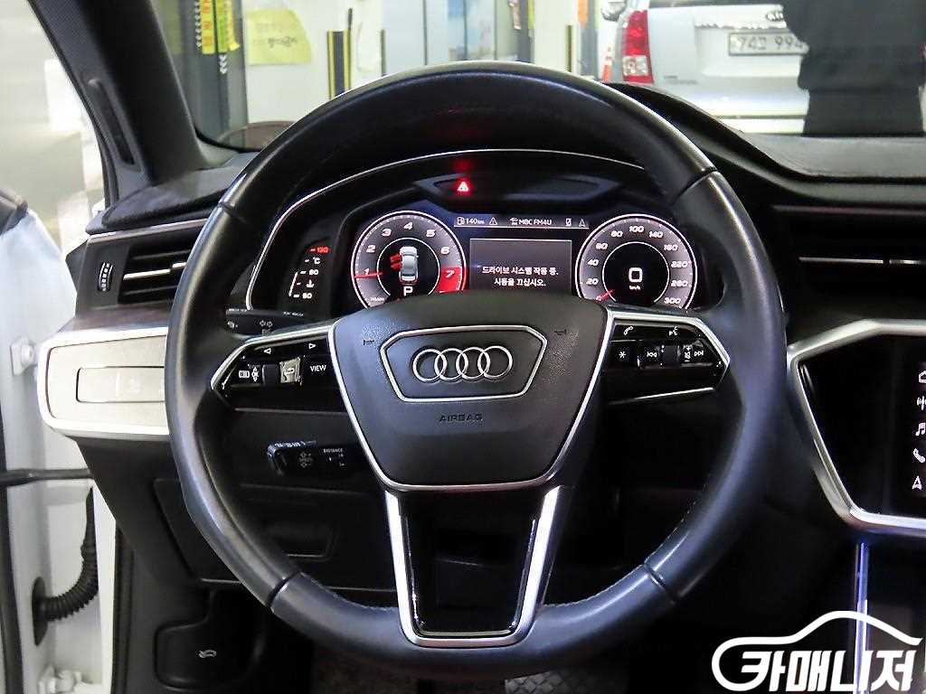아우디 A6 (C8) 45 TFSI 프리미엄 썸네일 8
