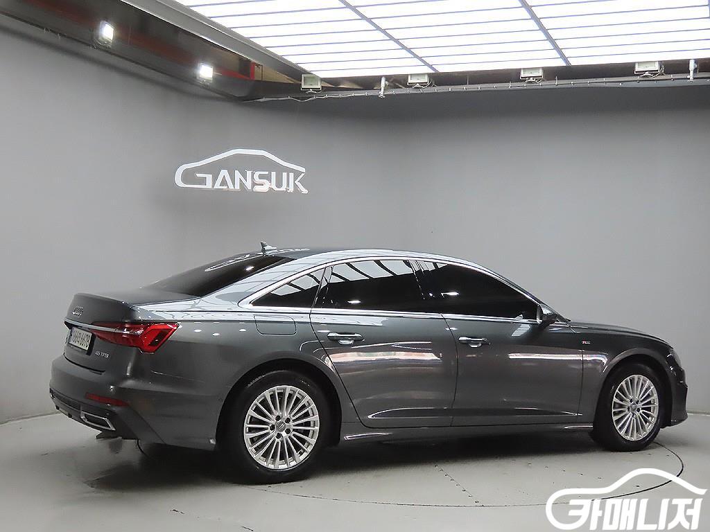 아우디 A6 (C8) 45 TFSI 프리미엄 썸네일 4