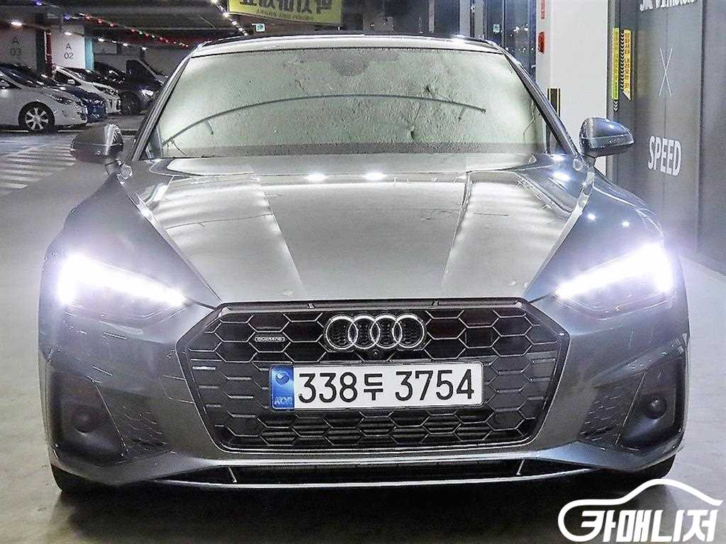 아우디 A5 (F5) 40 TFSI 콰트로 스포트백 썸네일 2