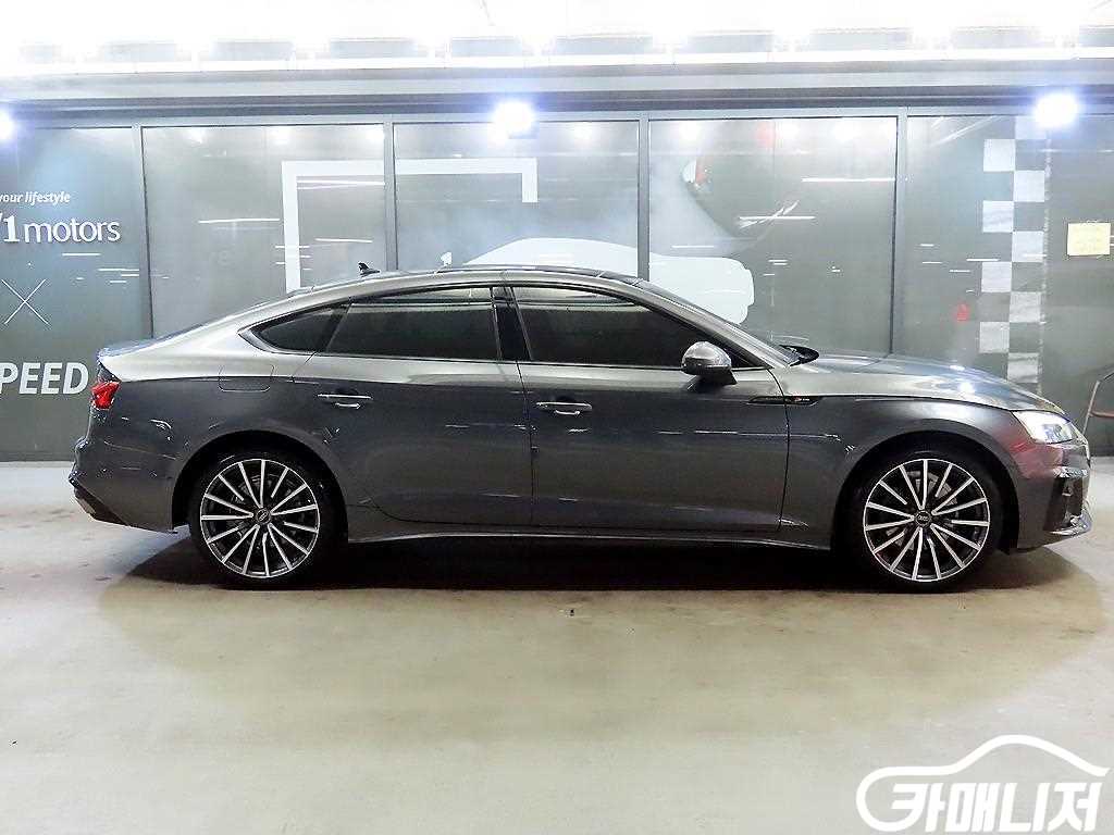 아우디 A5 (F5) 40 TFSI 콰트로 스포트백 썸네일 3