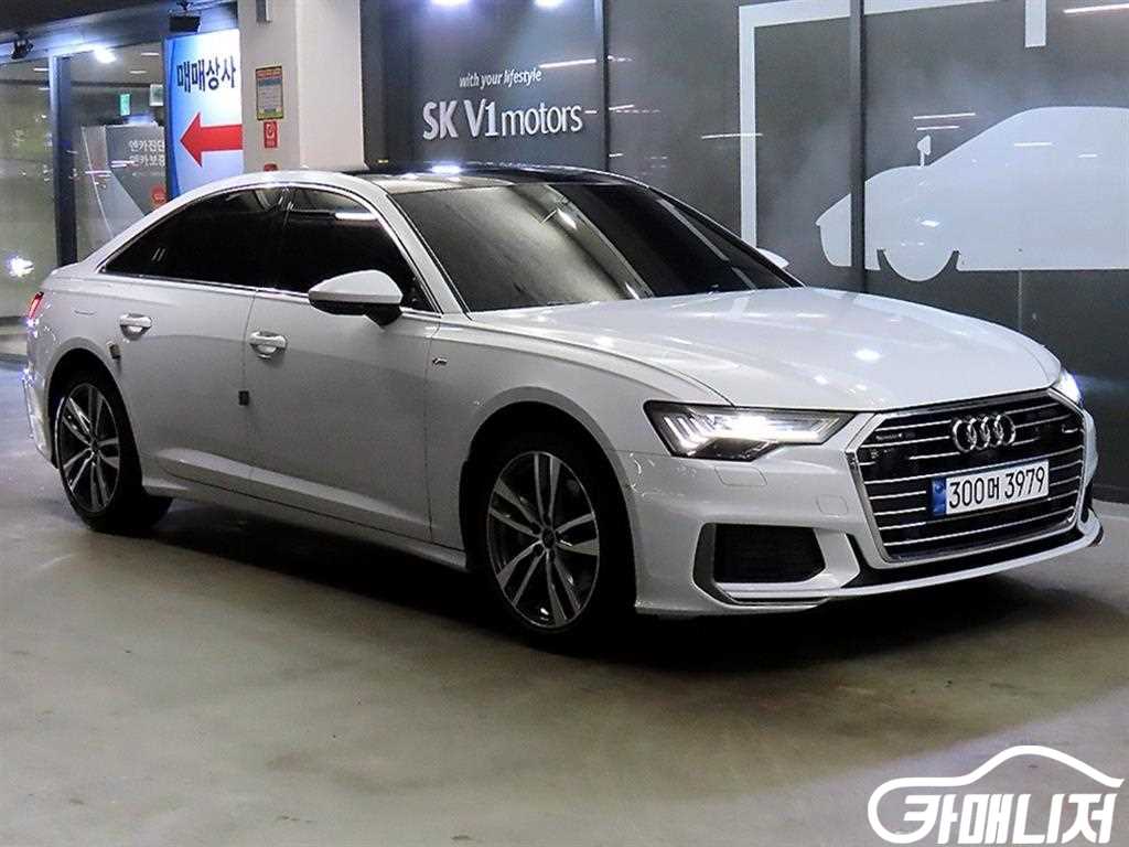 아우디 A6 (C8) 45 TFSI 콰트로 프리미엄