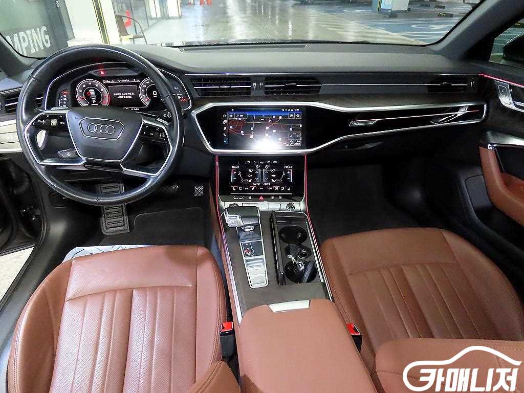 아우디 A6 (C8) 45 TFSI 프리미엄 썸네일 10