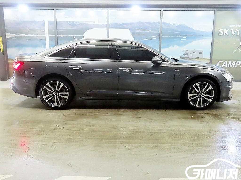 아우디 A6 (C8) 45 TFSI 프리미엄 썸네일 3