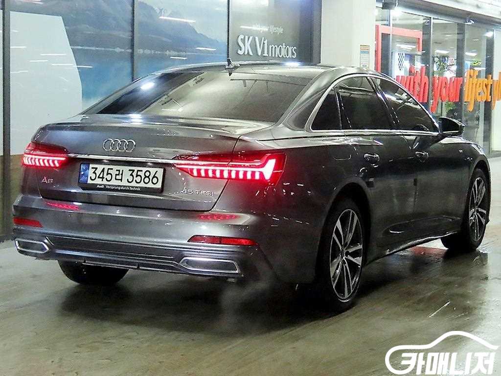 아우디 A6 (C8) 45 TFSI 프리미엄 썸네일 4