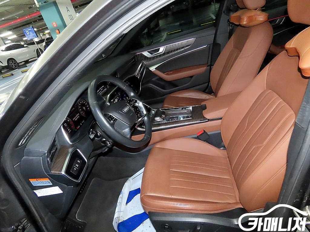아우디 A6 (C8) 45 TFSI 프리미엄 썸네일 6
