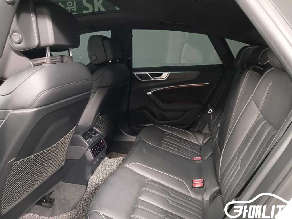 아우디 A7 (4K) 55 TFSI 콰트로 프리미엄 썸네일 8