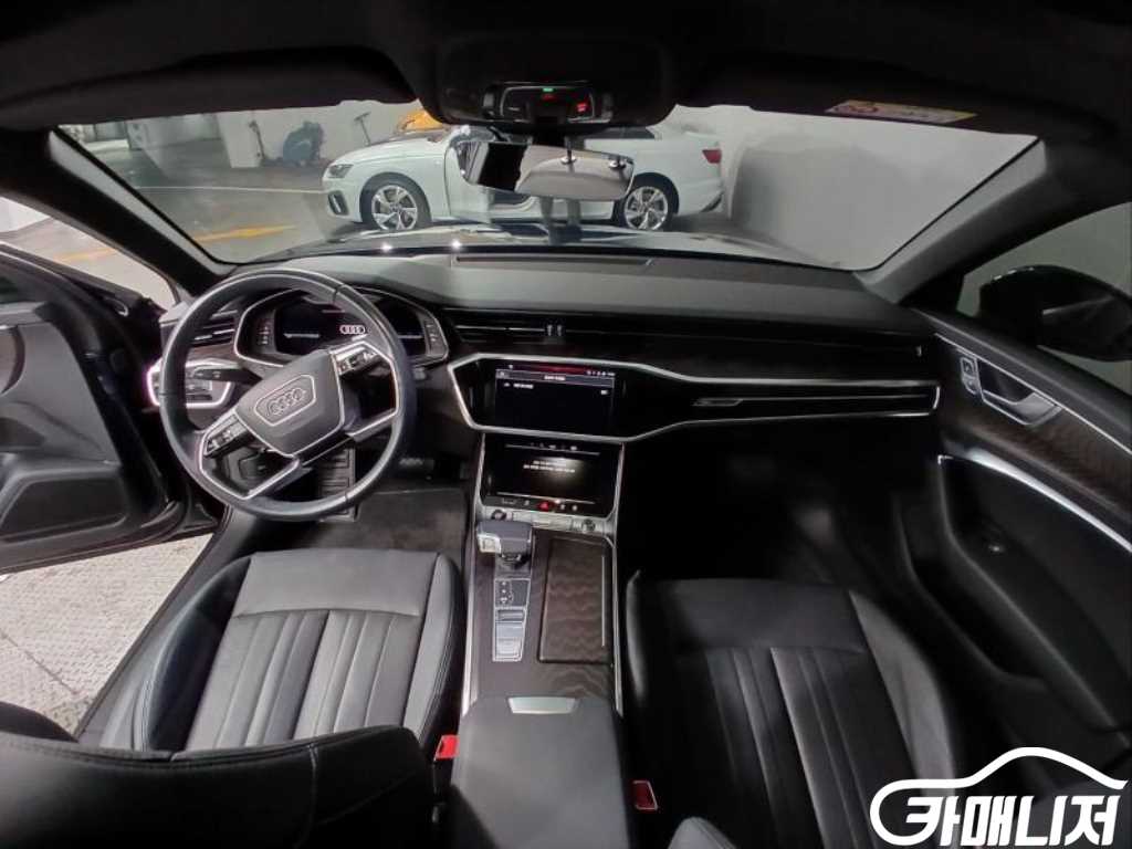 아우디 A6 (C8) 40 TDI 프리미엄 썸네일 6