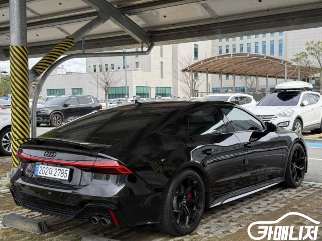 아우디 A7 (4K) 55 TFSI 콰트로 프리미엄 썸네일 4