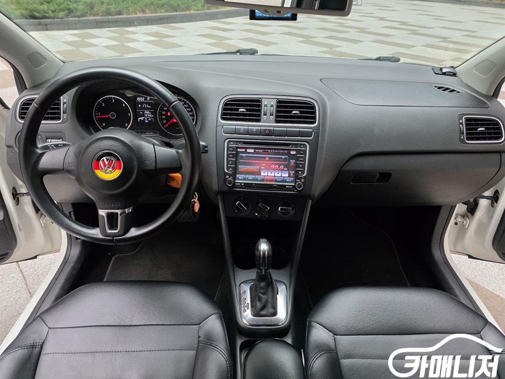 폭스바겐 폴로 1.6 TDI R-LINE 썸네일 12