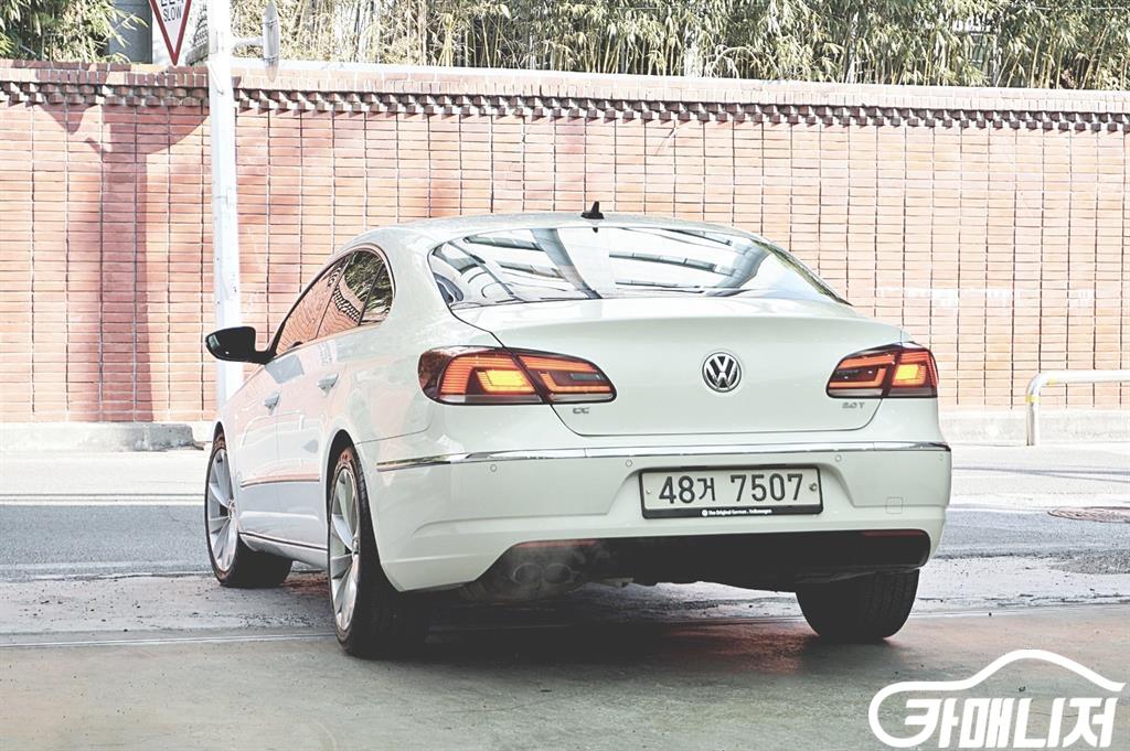 폭스바겐 뉴 CC 2.0 TSI 썸네일 4